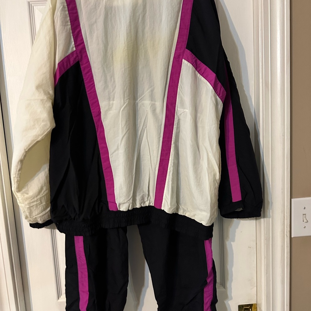 Vintage Izod Cream and Black Nylon Jogging suit. Pristine.